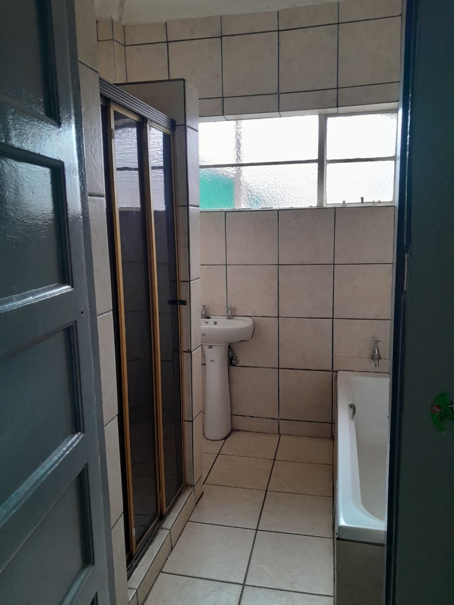 To Let 1 Bedroom Property for Rent in Brenthurst Gauteng