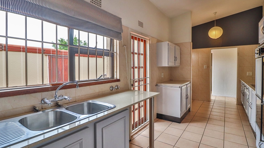 3 Bedroom Property for Sale in Bryanston Gauteng