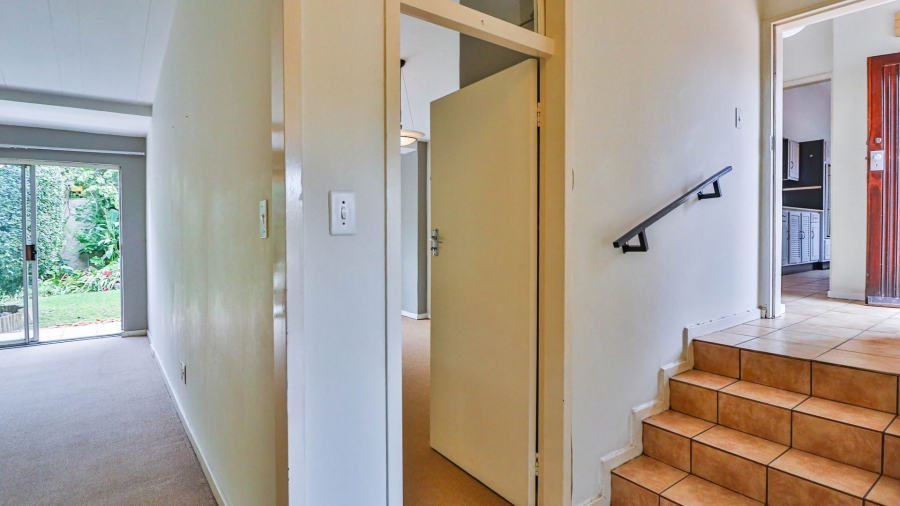 3 Bedroom Property for Sale in Bryanston Gauteng