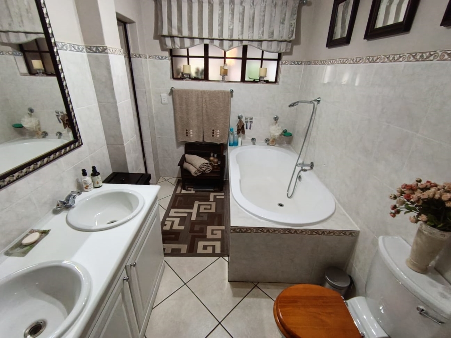 4 Bedroom Property for Sale in Montana Gauteng