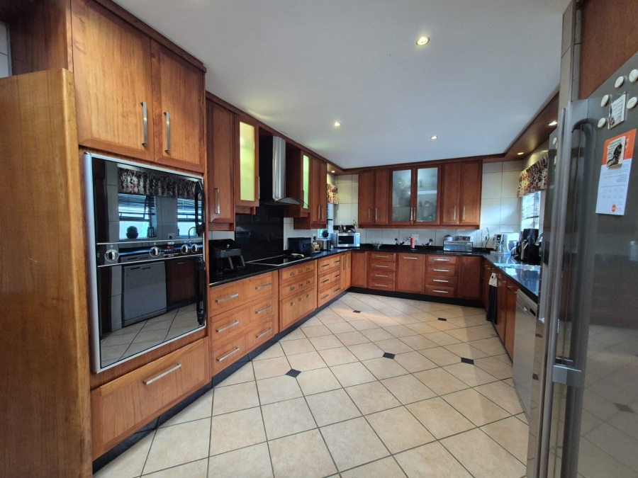 4 Bedroom Property for Sale in Vanderbijlpark SW 5 Gauteng