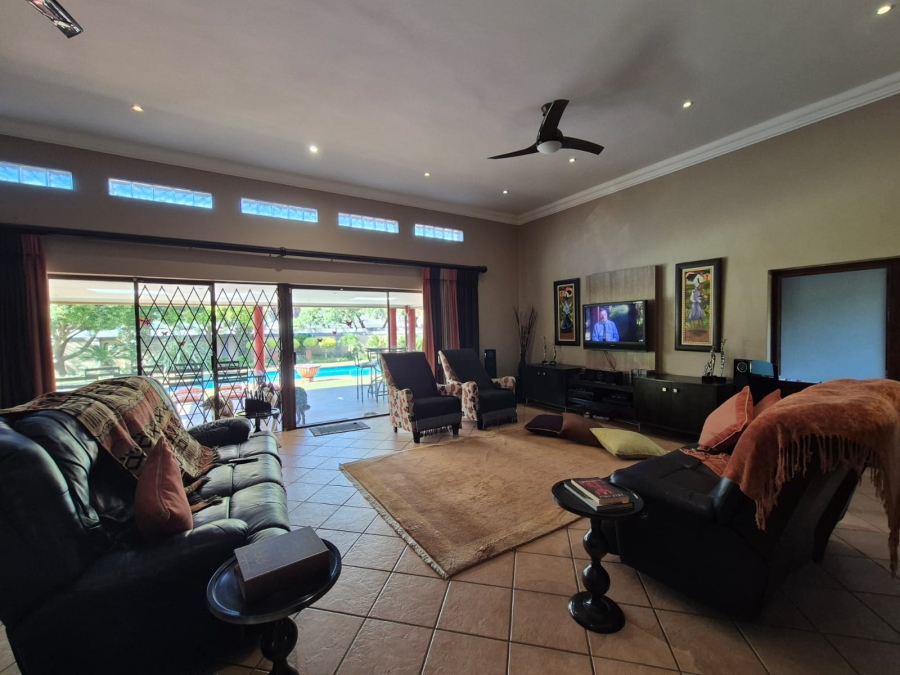 4 Bedroom Property for Sale in Vanderbijlpark SW 5 Gauteng