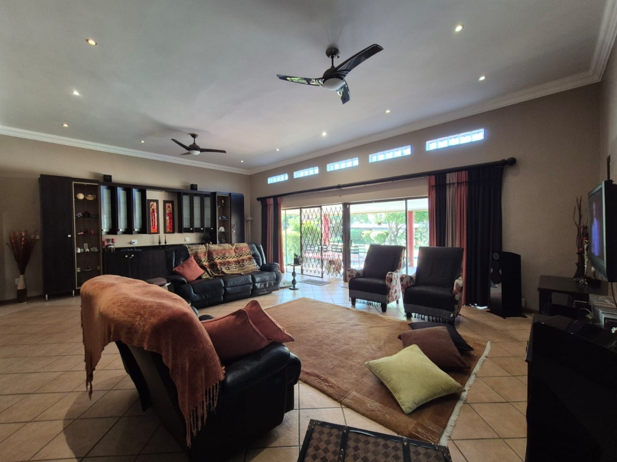 4 Bedroom Property for Sale in Vanderbijlpark SW 5 Gauteng