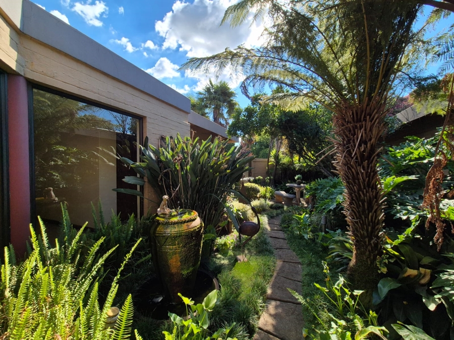 4 Bedroom Property for Sale in Vanderbijlpark SW 5 Gauteng