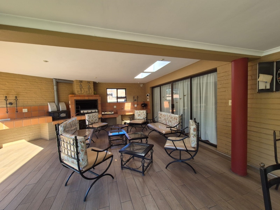 4 Bedroom Property for Sale in Vanderbijlpark SW 5 Gauteng