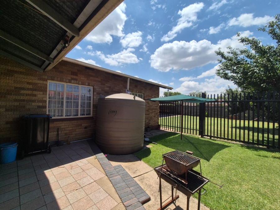 3 Bedroom Property for Sale in Vanderbijlpark SE 1 Gauteng