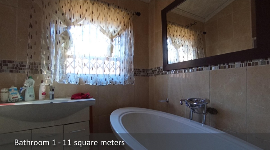 4 Bedroom Property for Sale in The Orchards Gauteng