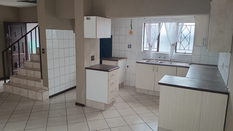 To Let 2 Bedroom Property for Rent in Primrose Gauteng