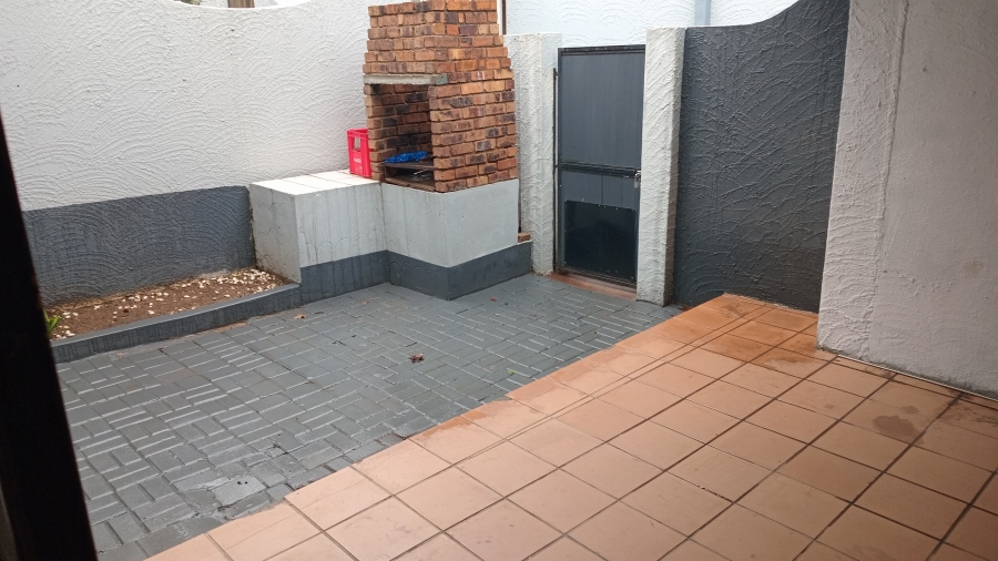 To Let 2 Bedroom Property for Rent in Primrose Gauteng