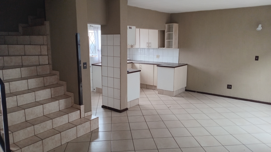 To Let 2 Bedroom Property for Rent in Primrose Gauteng