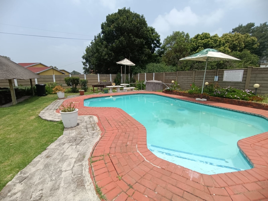 8 Bedroom Property for Sale in Bedworth Park Gauteng