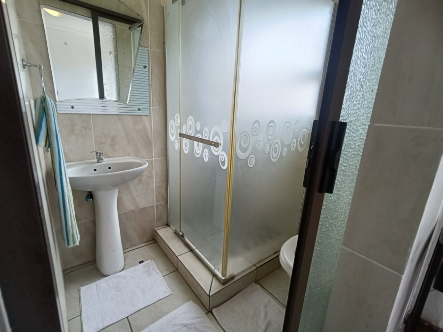 8 Bedroom Property for Sale in Bedworth Park Gauteng