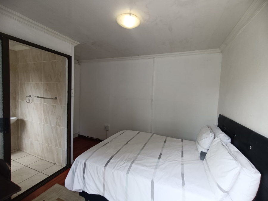 8 Bedroom Property for Sale in Bedworth Park Gauteng