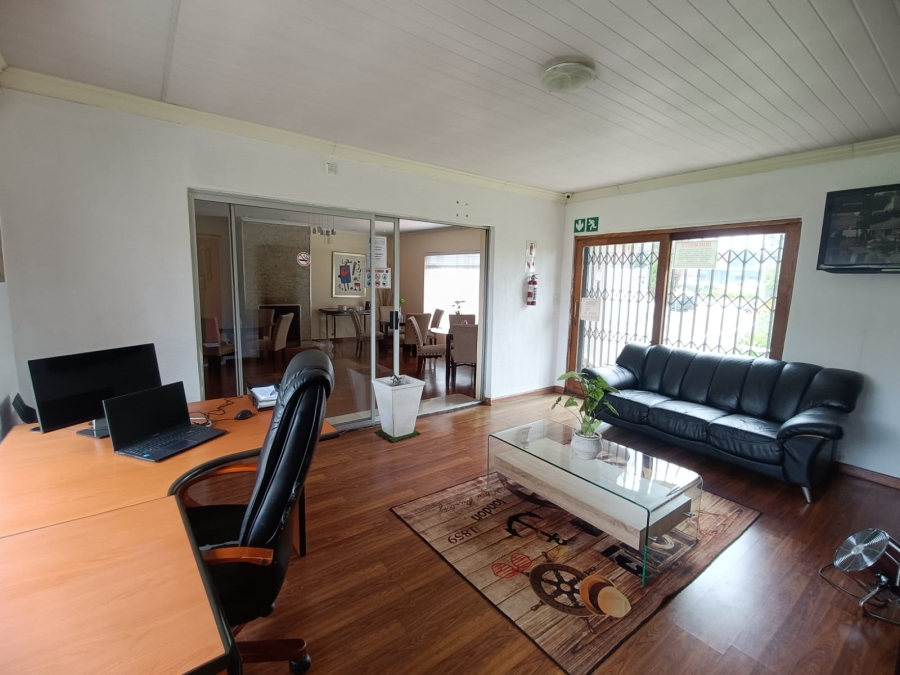 8 Bedroom Property for Sale in Bedworth Park Gauteng