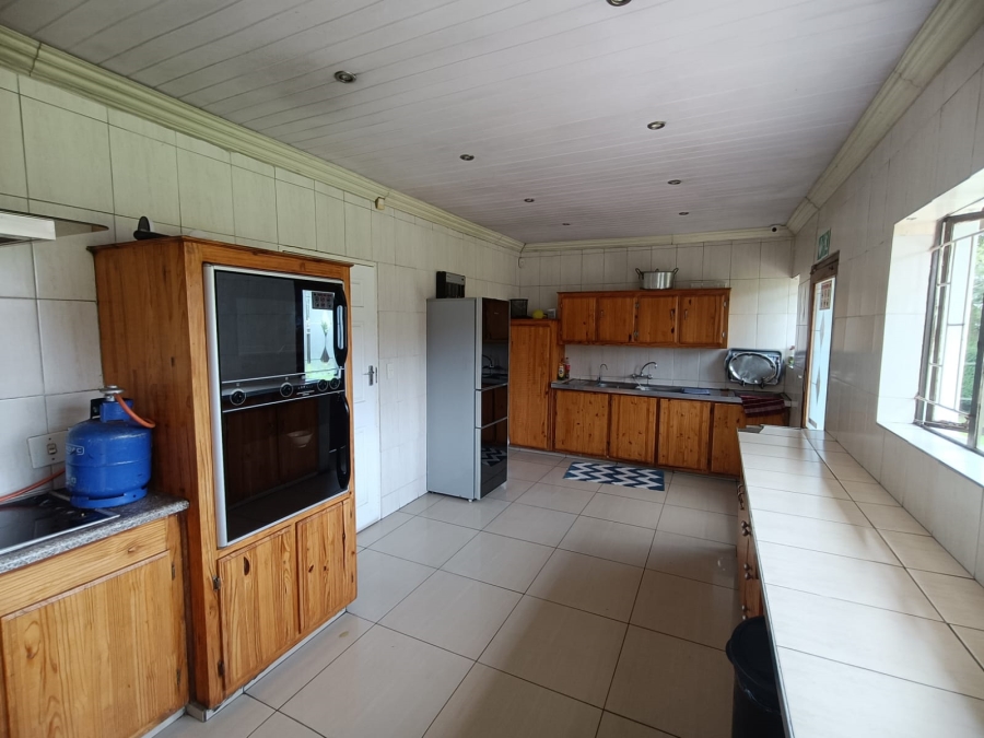 8 Bedroom Property for Sale in Bedworth Park Gauteng