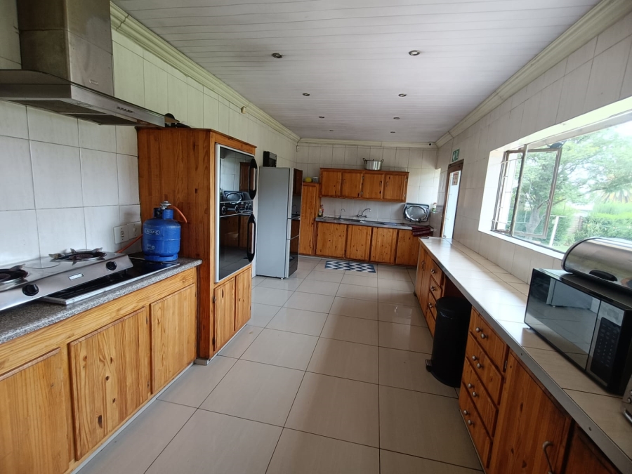 8 Bedroom Property for Sale in Bedworth Park Gauteng