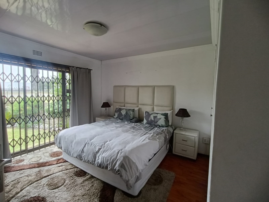 8 Bedroom Property for Sale in Bedworth Park Gauteng