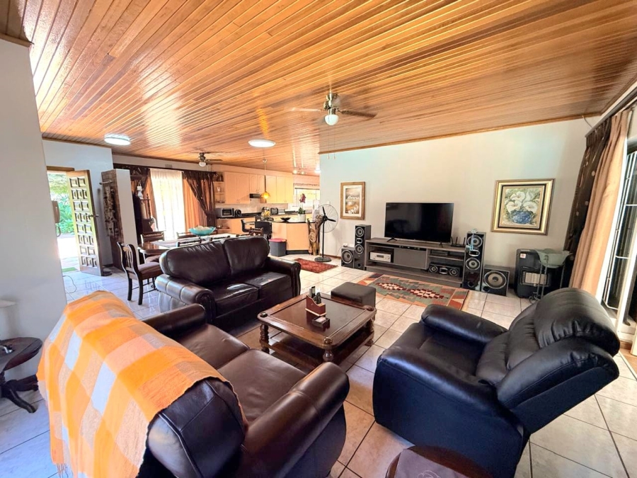 3 Bedroom Property for Sale in Three Rivers East Gauteng