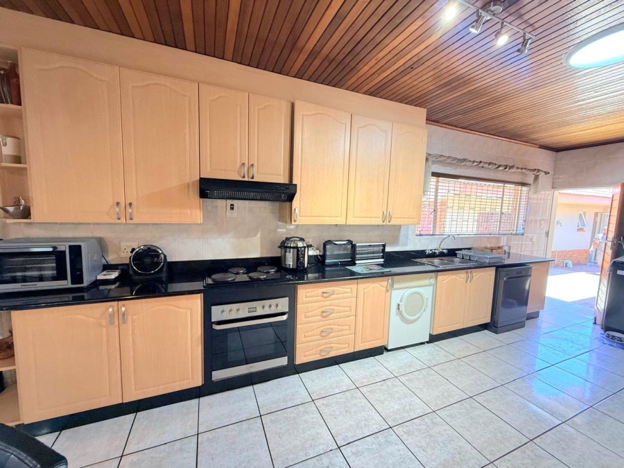 3 Bedroom Property for Sale in Three Rivers East Gauteng