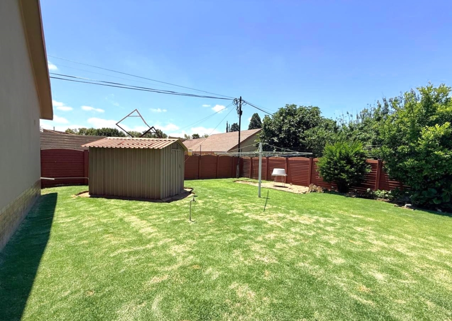 3 Bedroom Property for Sale in Three Rivers East Gauteng