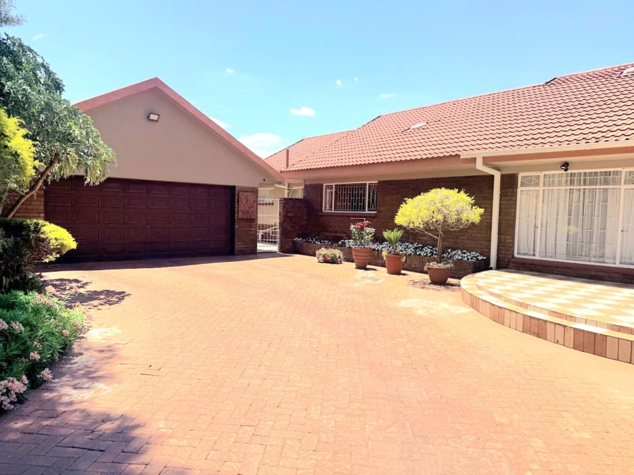 3 Bedroom Property for Sale in Three Rivers East Gauteng