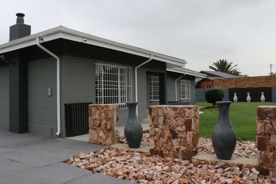 3 Bedroom Property for Sale in Heidelberg Proper Gauteng