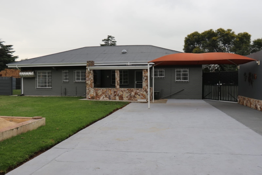 3 Bedroom Property for Sale in Heidelberg Proper Gauteng