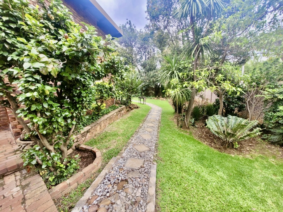 4 Bedroom Property for Sale in Waterkloof Glen Gauteng