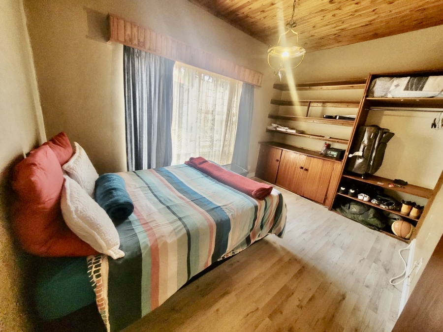 4 Bedroom Property for Sale in Waterkloof Glen Gauteng