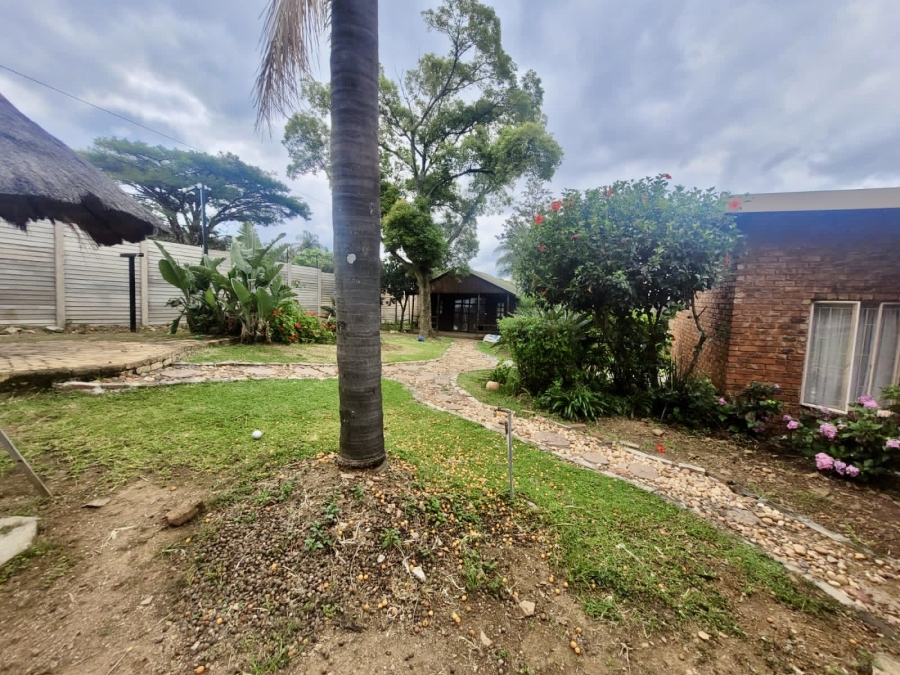 4 Bedroom Property for Sale in Waterkloof Glen Gauteng