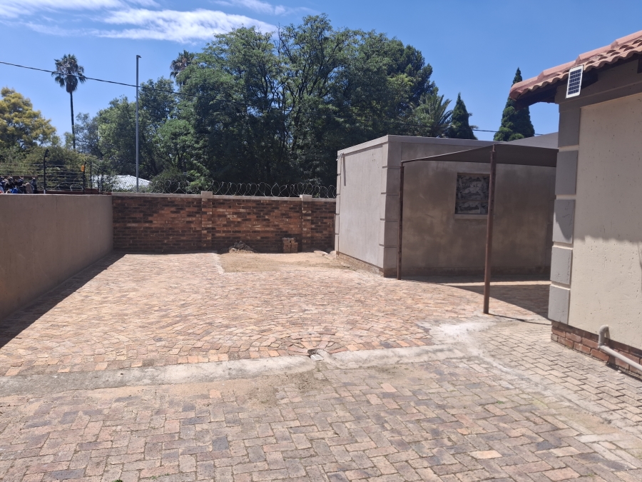 3 Bedroom Property for Sale in Crystal Park Gauteng