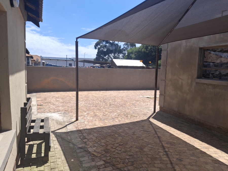 3 Bedroom Property for Sale in Crystal Park Gauteng