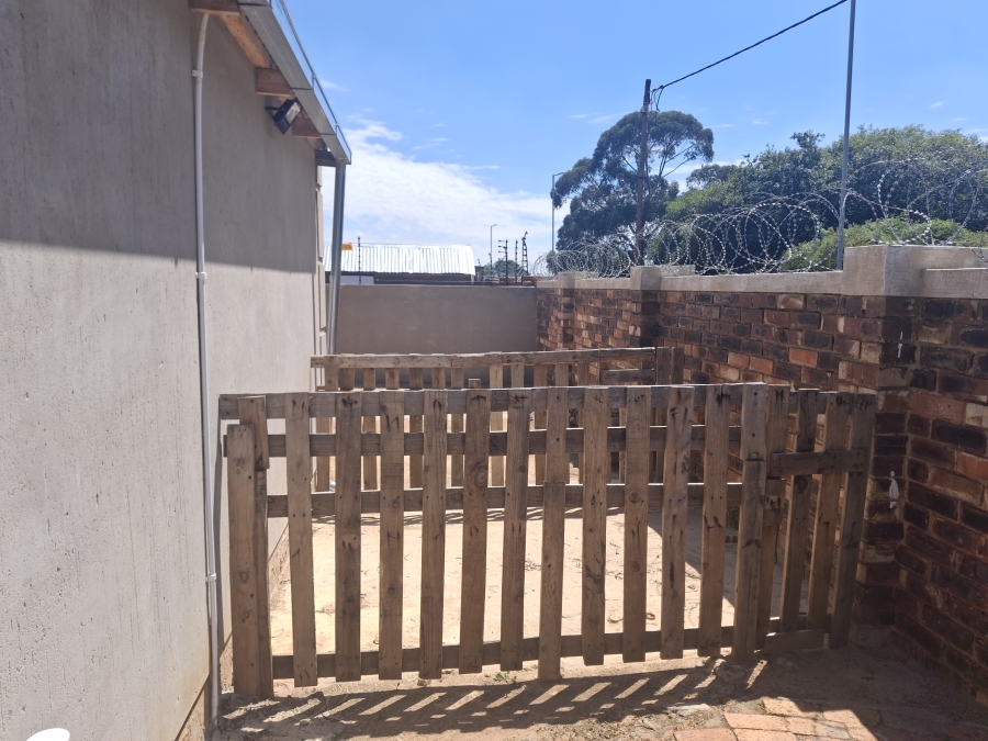 3 Bedroom Property for Sale in Crystal Park Gauteng