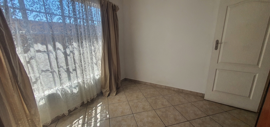 3 Bedroom Property for Sale in Heidelberg Industrial Gauteng