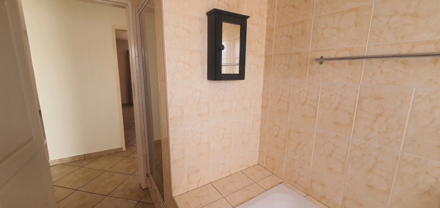 3 Bedroom Property for Sale in Heidelberg Industrial Gauteng