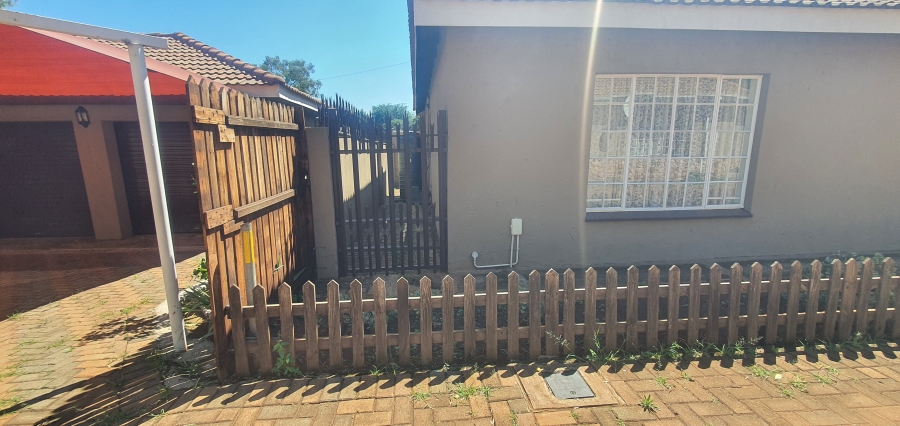 3 Bedroom Property for Sale in Heidelberg Industrial Gauteng