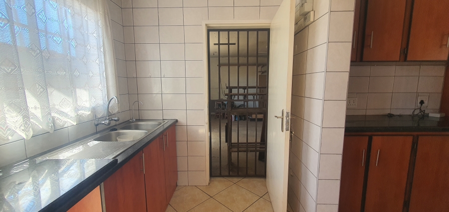 3 Bedroom Property for Sale in Heidelberg Industrial Gauteng