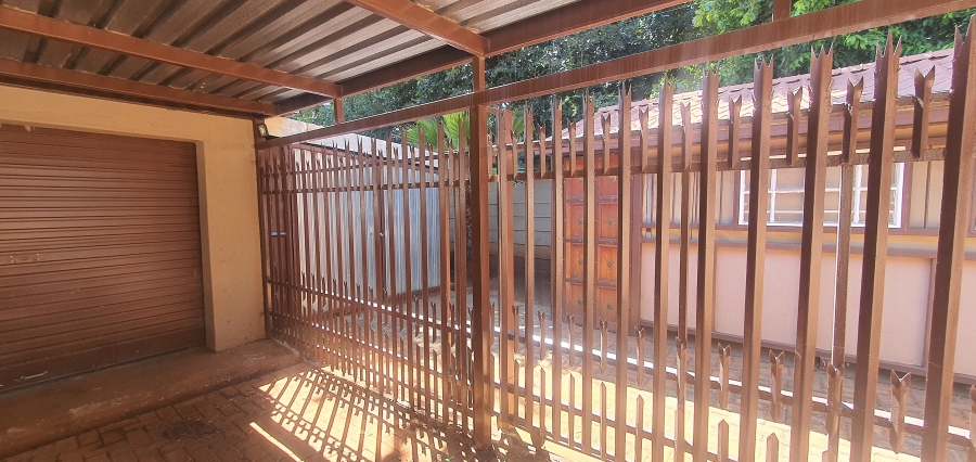 3 Bedroom Property for Sale in Heidelberg Industrial Gauteng