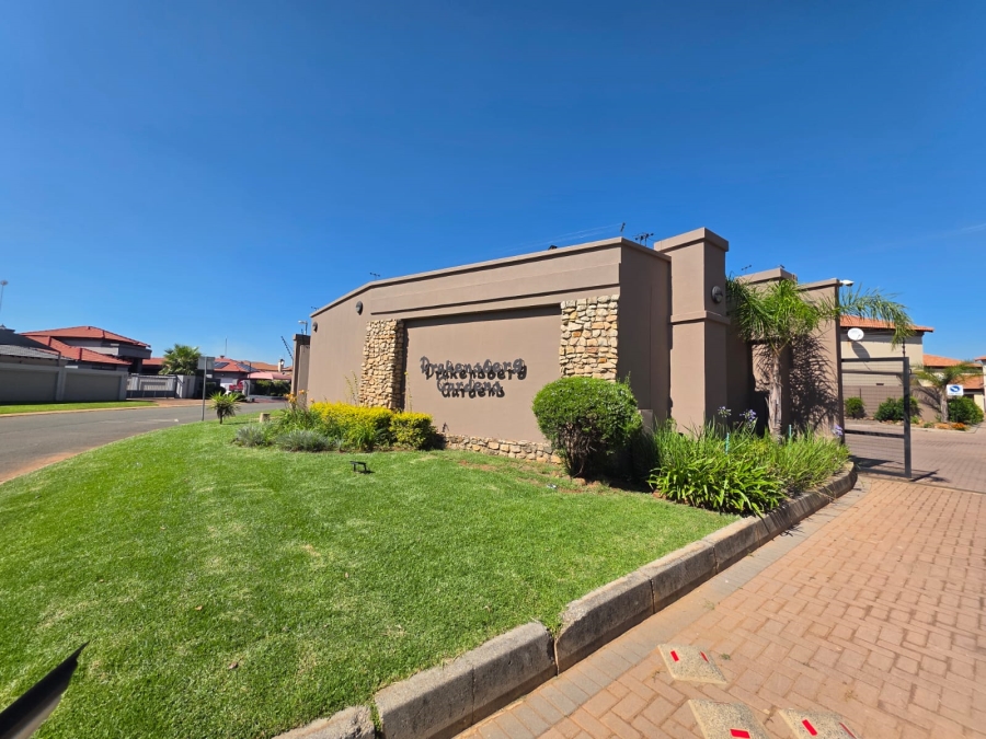 2 Bedroom Property for Sale in Vanderbijlpark SE 8 Gauteng