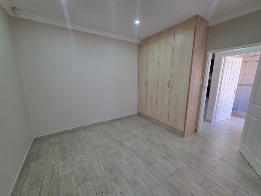 2 Bedroom Property for Sale in Vanderbijlpark SE 8 Gauteng