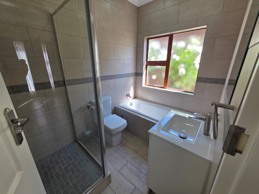 2 Bedroom Property for Sale in Vanderbijlpark SE 8 Gauteng