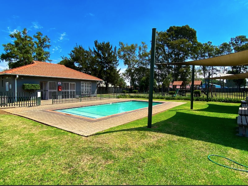 2 Bedroom Property for Sale in Comet Gauteng