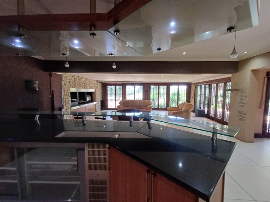 4 Bedroom Property for Sale in Flora Gardens Gauteng