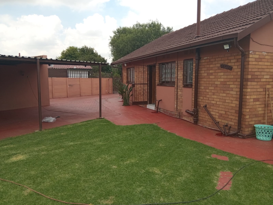 3 Bedroom Property for Sale in Van Dyk Park Gauteng