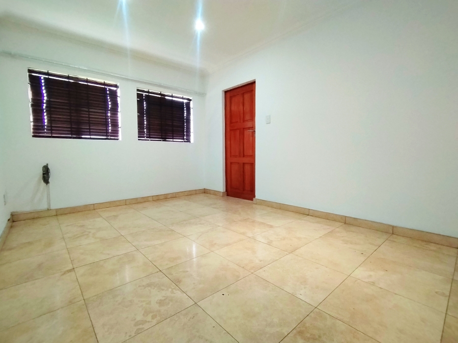 To Let 3 Bedroom Property for Rent in Sunair Park Gauteng