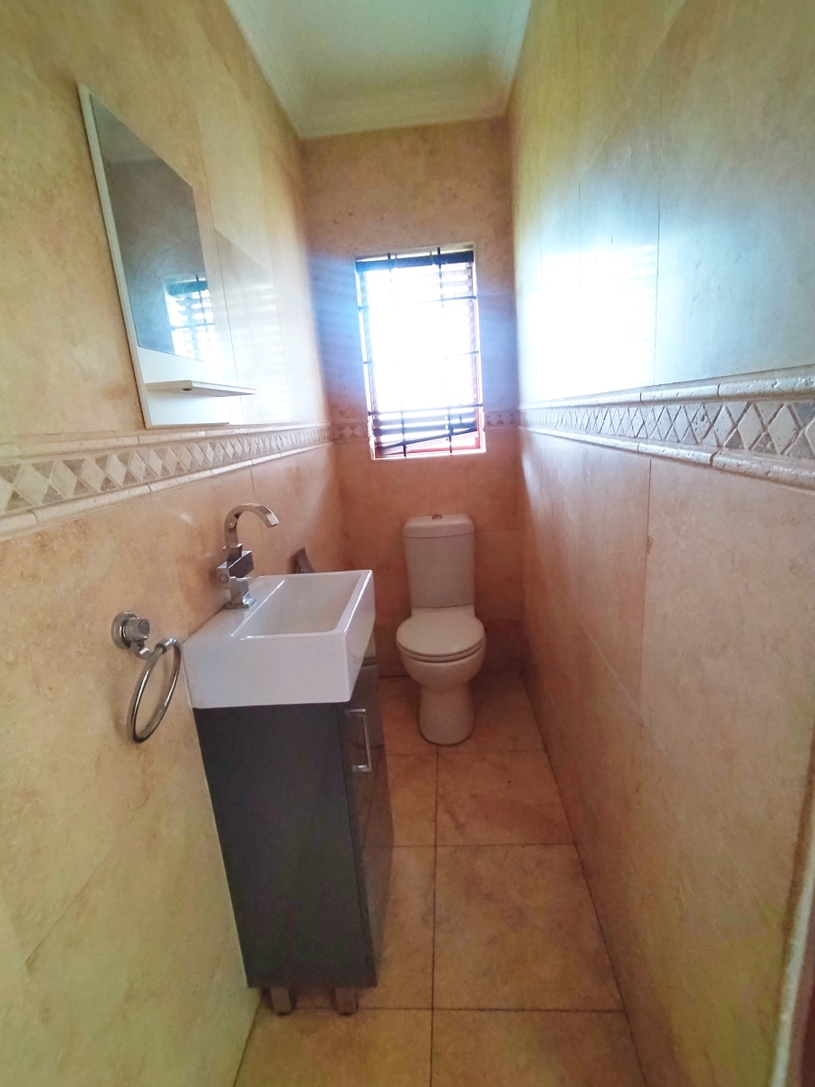 To Let 3 Bedroom Property for Rent in Sunair Park Gauteng