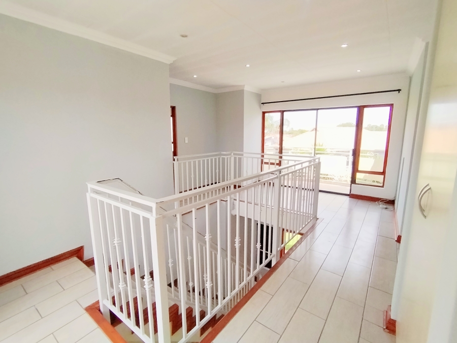 To Let 3 Bedroom Property for Rent in Sunair Park Gauteng