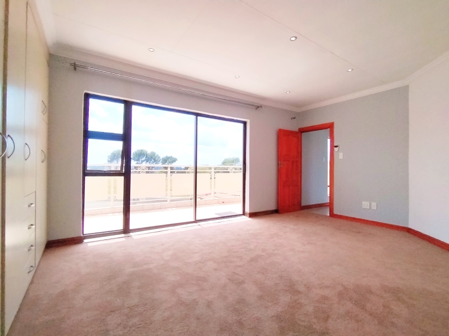 To Let 3 Bedroom Property for Rent in Sunair Park Gauteng