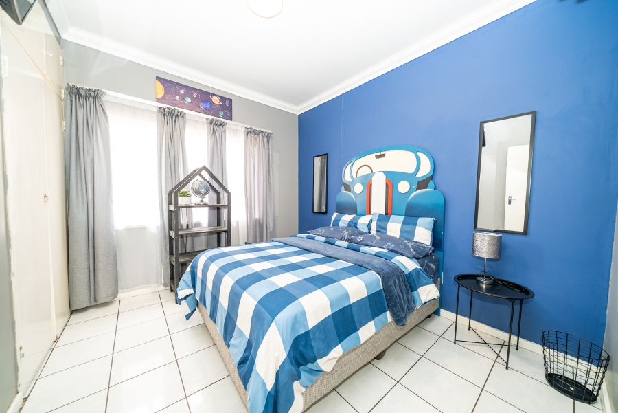 5 Bedroom Property for Sale in Kenleaf Gauteng