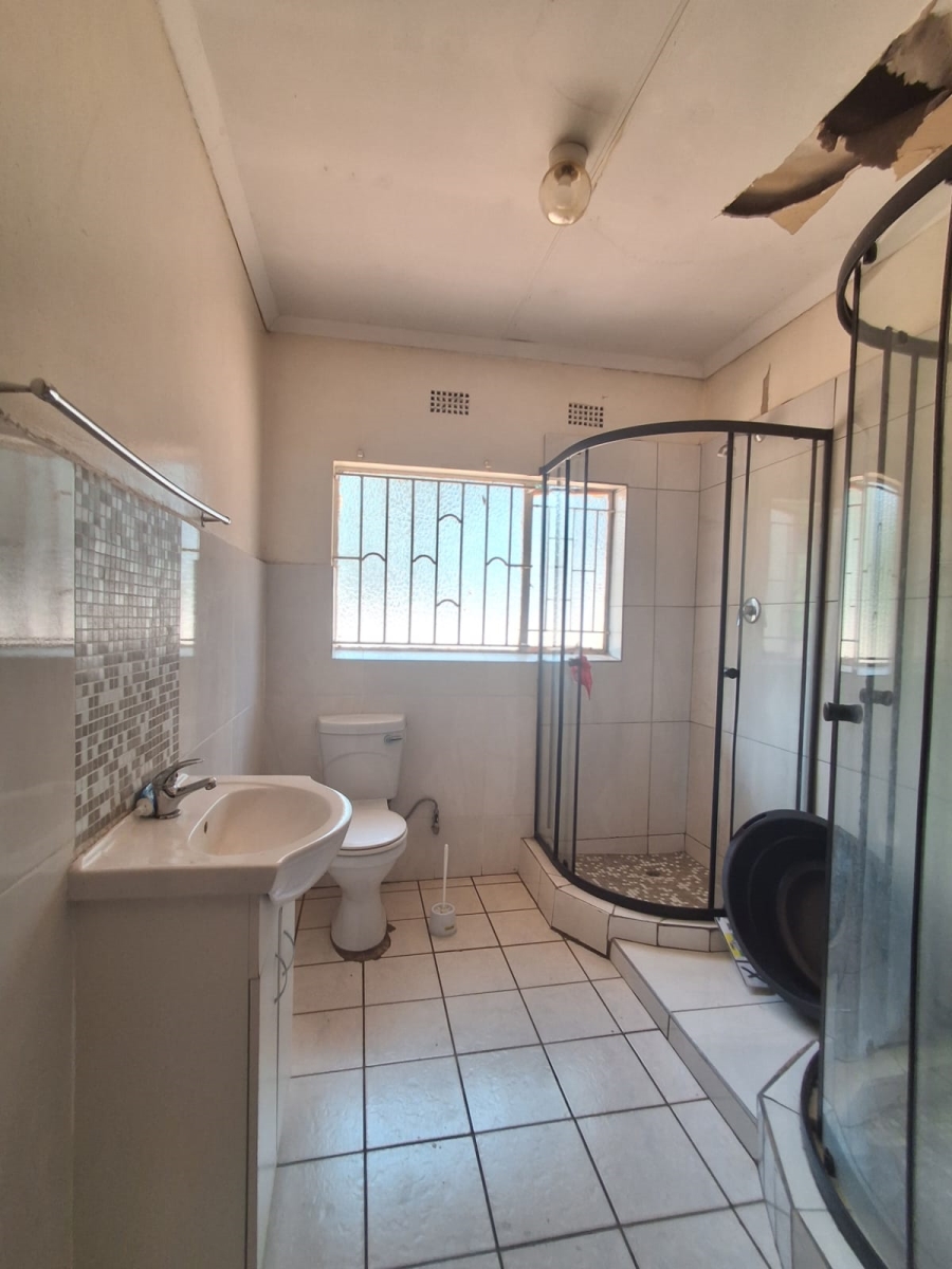 10 Bedroom Property for Sale in Bedworth Park Gauteng
